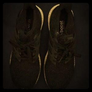 Adidas Ultra boost. Size 8 1/2